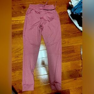 Buffbunny joggers size small